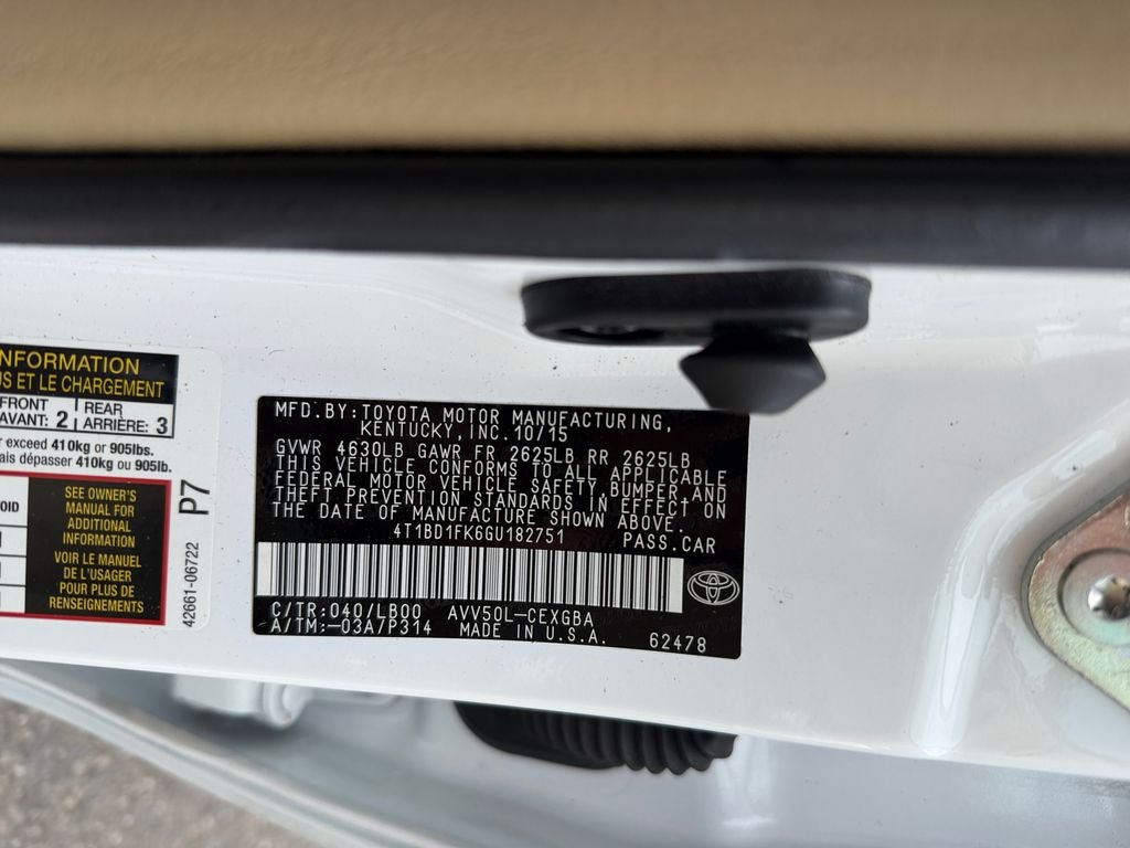 2016 Toyota Camry Hybrid XLE