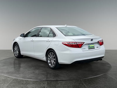 2016 Toyota Camry Hybrid XLE