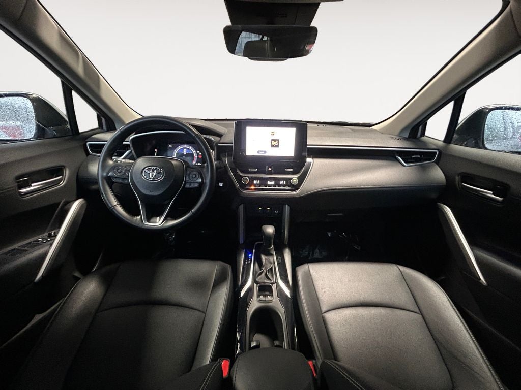 2024 Toyota Corolla Cross XLE