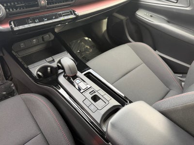 2025 Toyota Prius Plug-In Hybrid SE