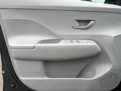 2024 Hyundai Kona Electric SEL