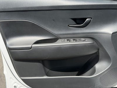 2024 Hyundai Kona Electric SEL