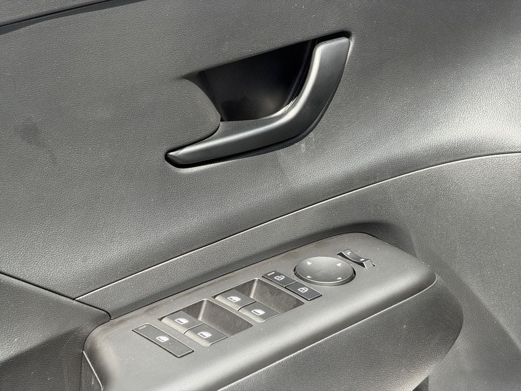 2024 Hyundai Kona Electric SEL