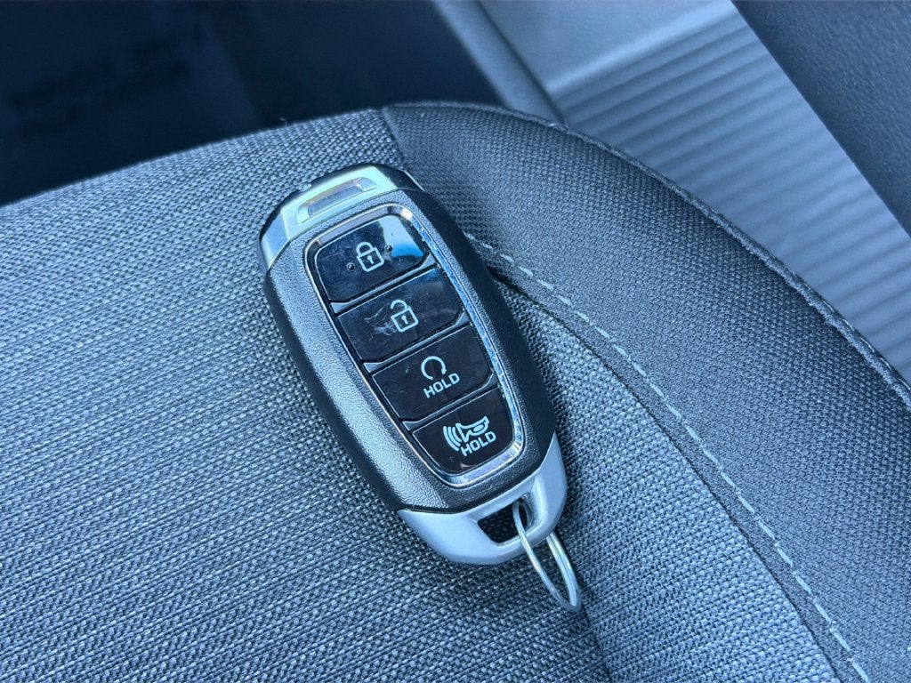 2023 Hyundai Kona Electric SE