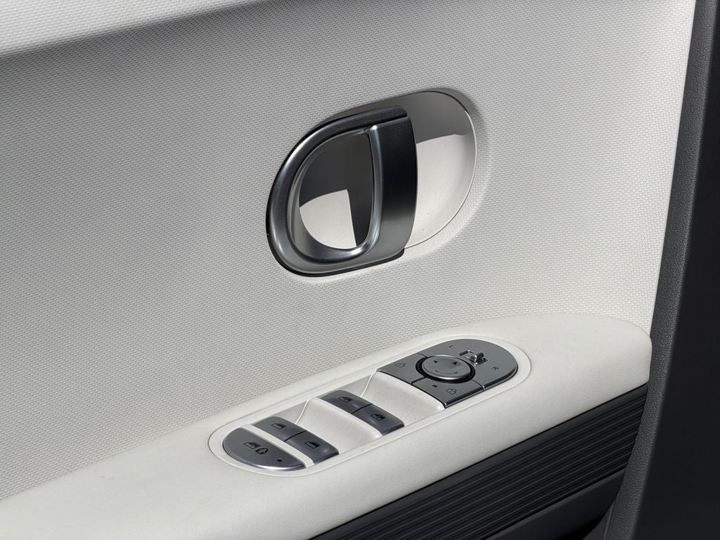 2024 Hyundai IONIQ 5 SEL RWD