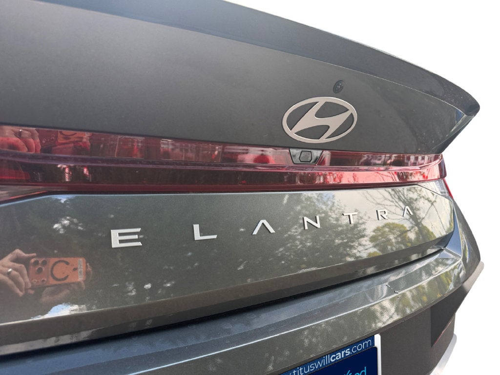 2025 Hyundai Elantra SEL Sport
