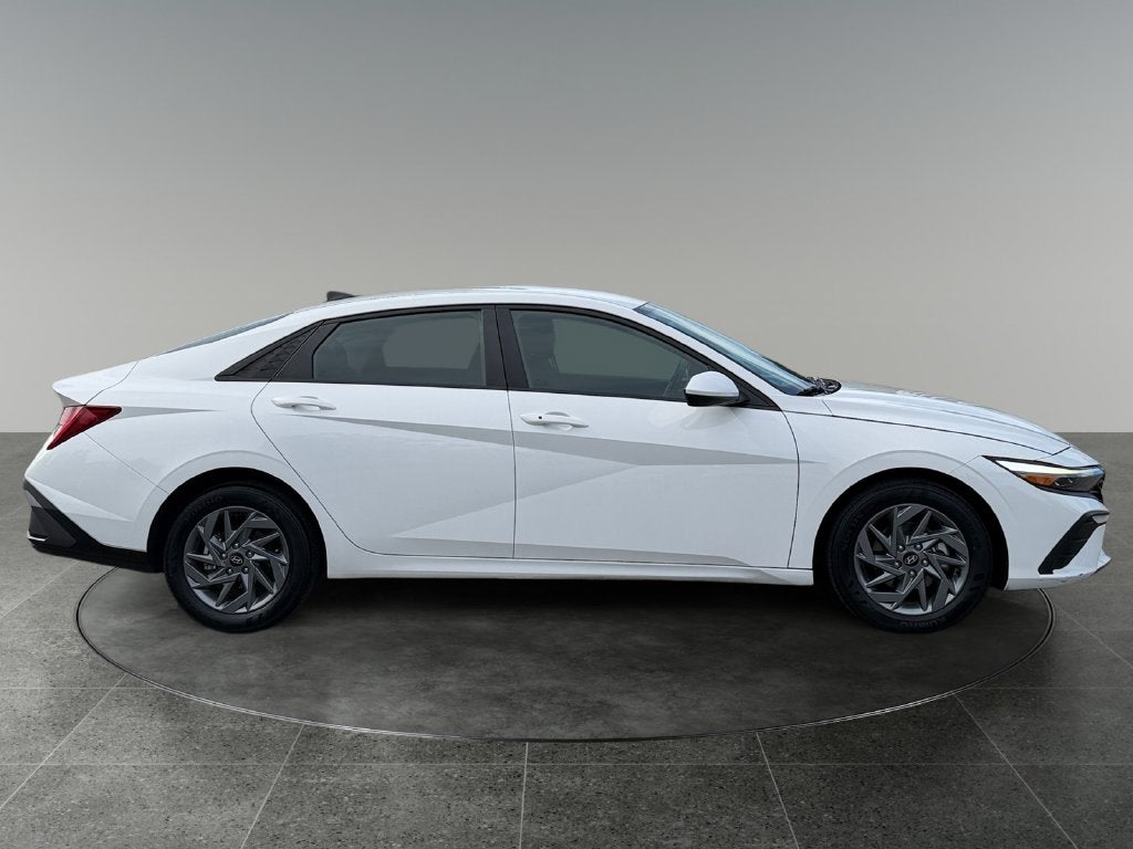 2024 Hyundai Elantra Hybrid Blue