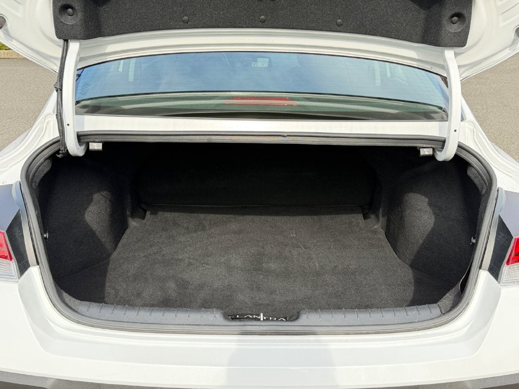 2024 Hyundai Elantra Hybrid Blue