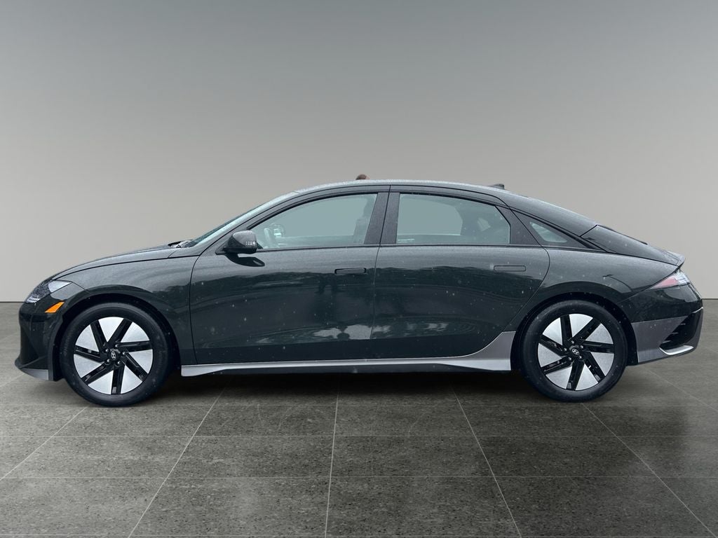 2024 Hyundai IONIQ 6 SE