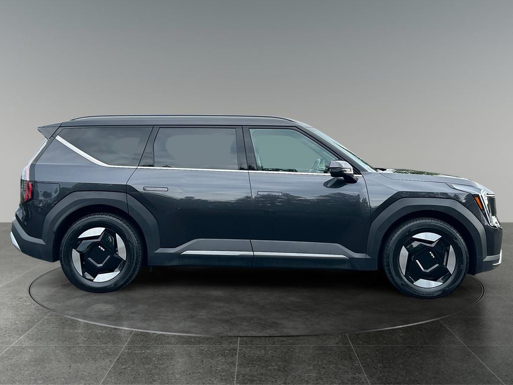 2024 Kia EV9 Wind
