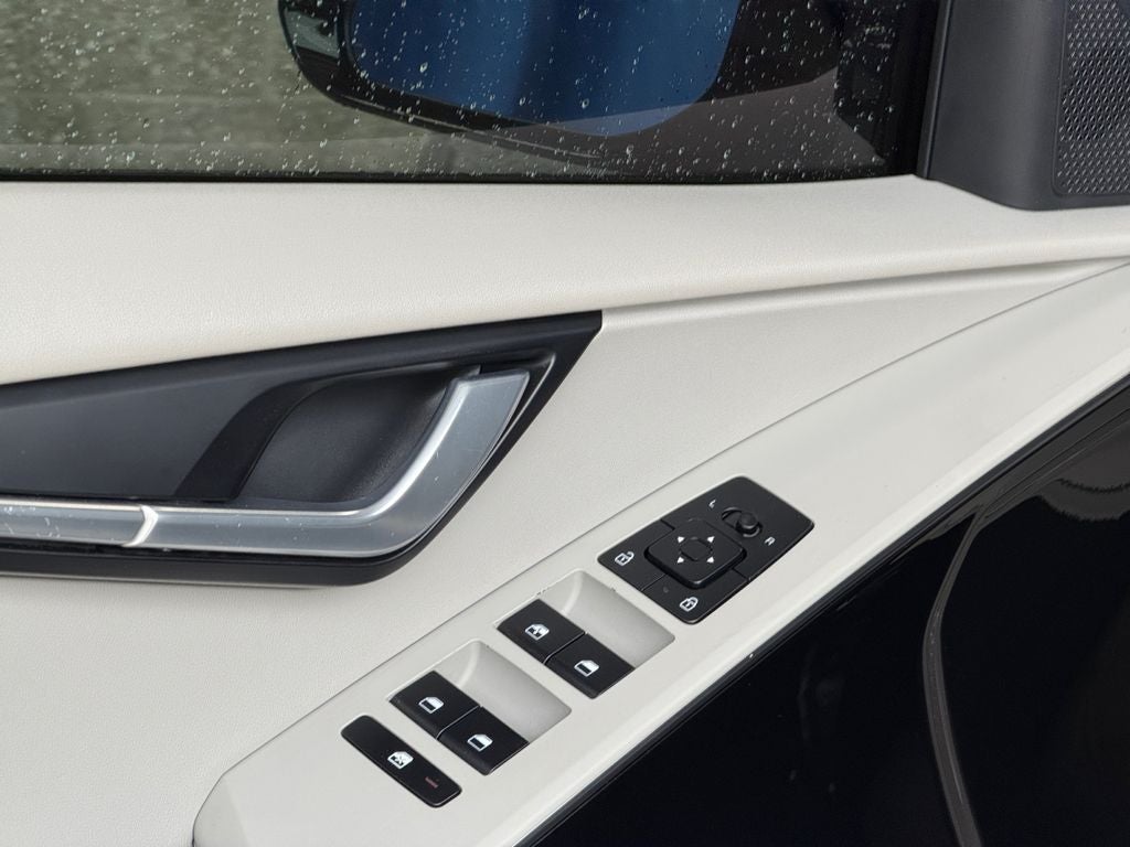 2023 Kia Niro EV Wind