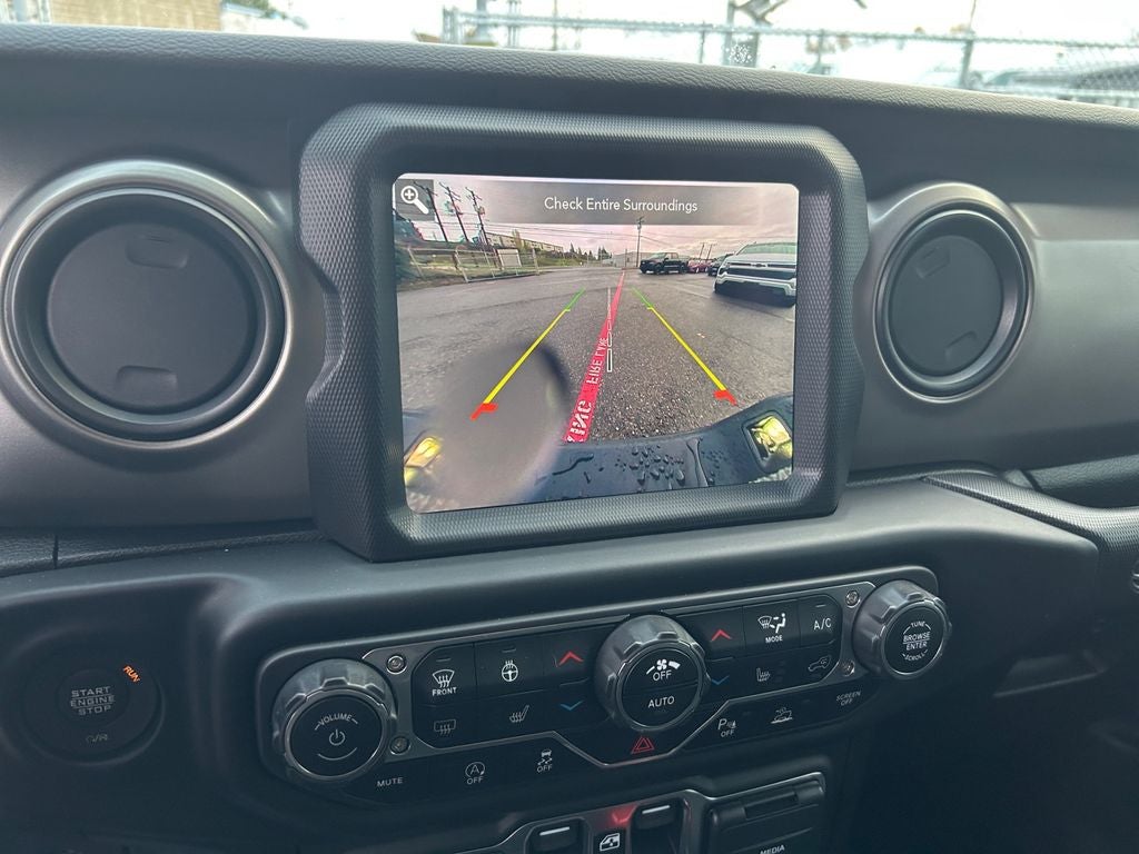 2021 Jeep Gladiator Willys