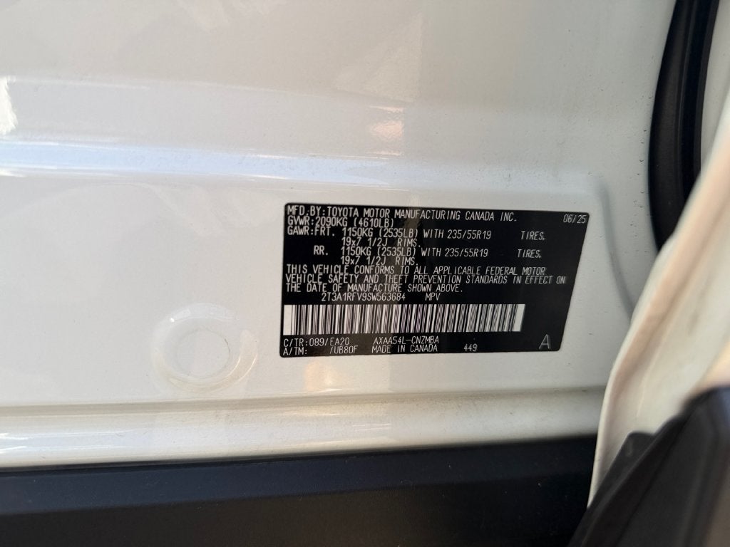 2025 Toyota RAV4 XLE Premium