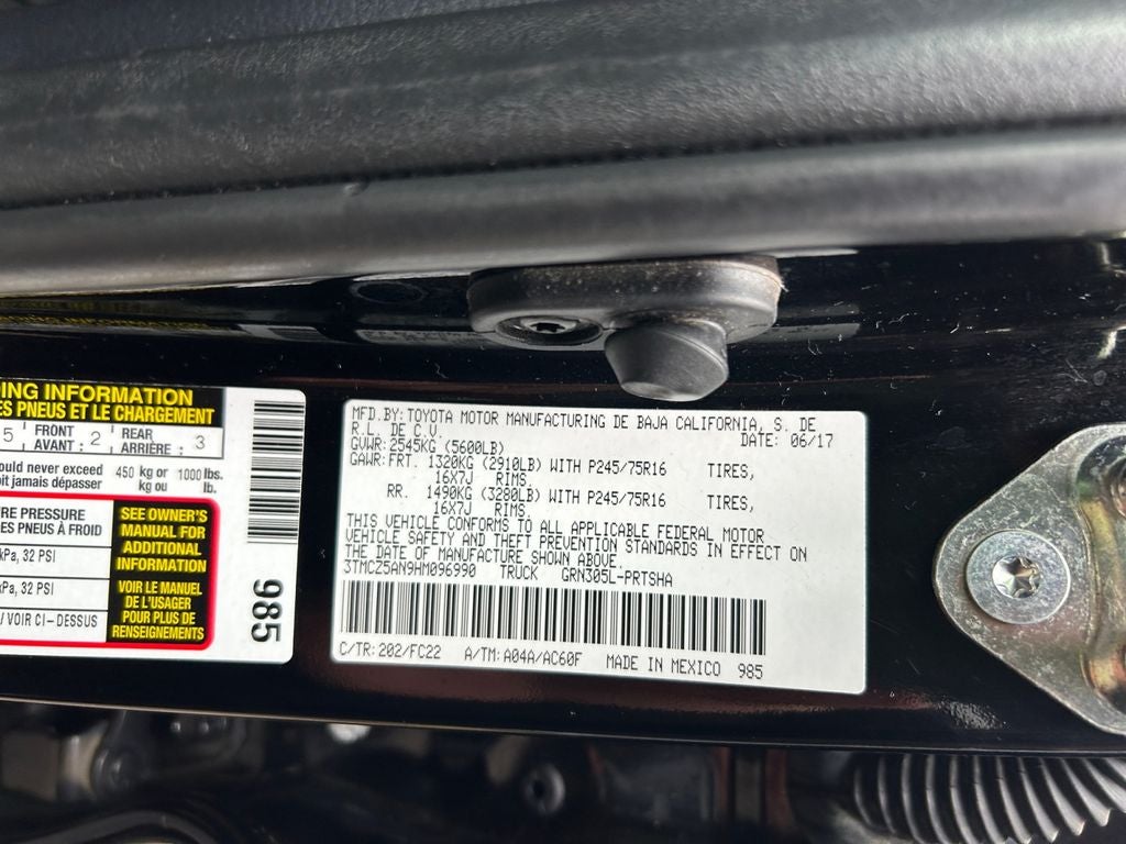 2017 Toyota TACOMA SR5 SR5