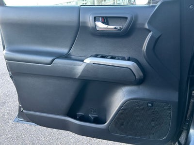 2023 Toyota Tacoma Limited V6