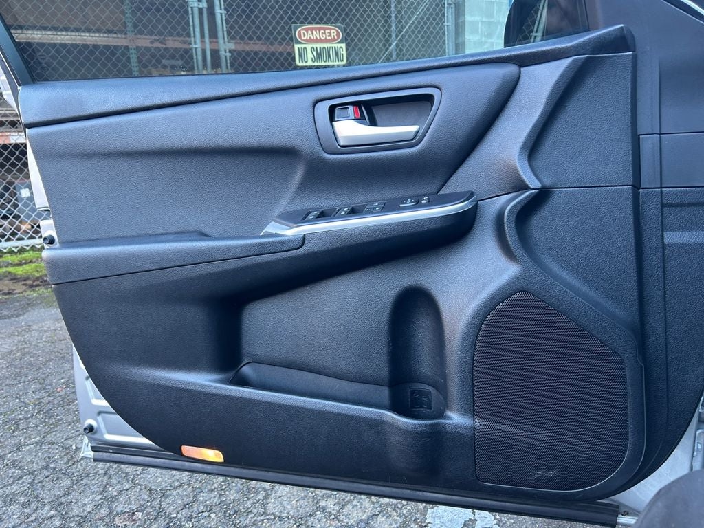 2015 Toyota Camry SE 1 Owner