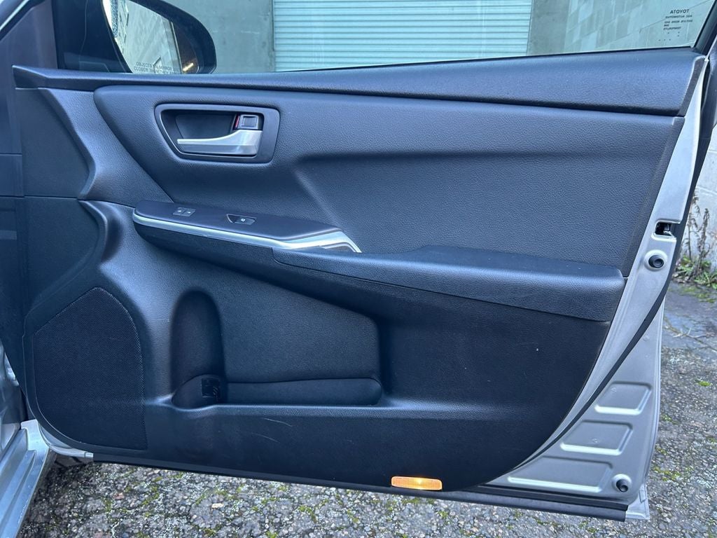 2015 Toyota Camry SE 1 Owner