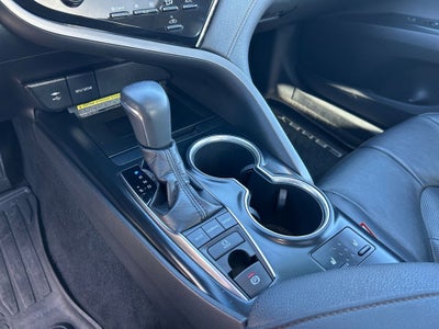 2018 Toyota CAMRY XLE