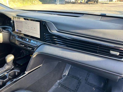 2025 Toyota CAMRY XSE HYBRID