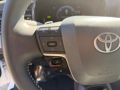 2026 Toyota Camry SE HYBRID