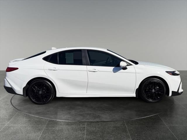 2026 Toyota Camry SE HYBRID