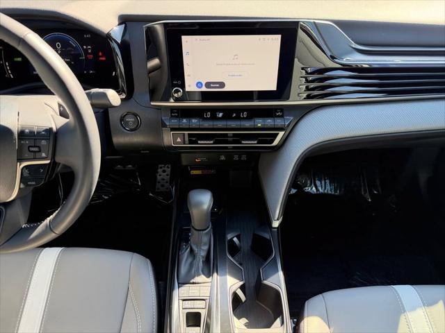 2026 Toyota Camry SE HYBRID