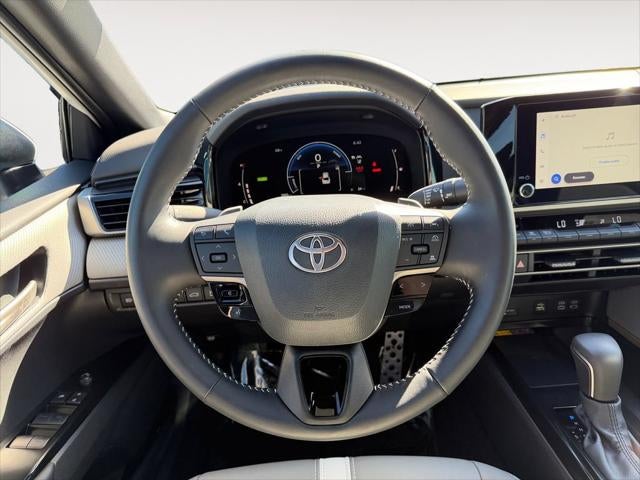 2026 Toyota Camry SE HYBRID