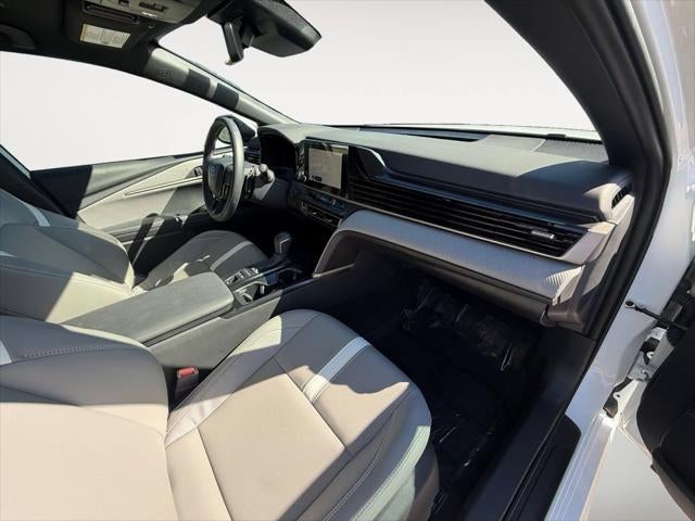 2026 Toyota Camry SE HYBRID