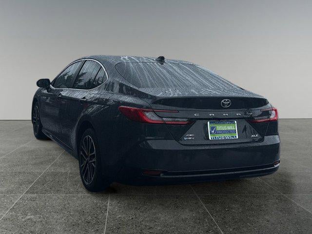 2025 Toyota CAMRY XLE