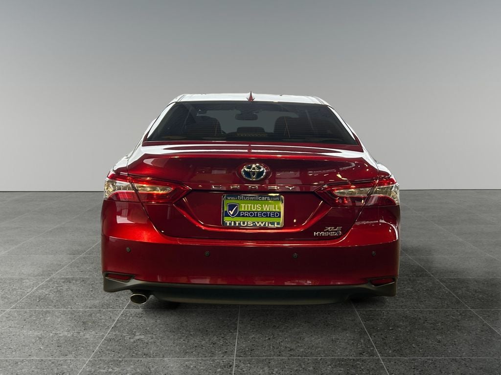 2020 Toyota Camry Hybrid XLE