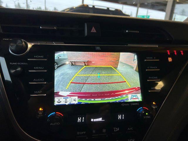 2020 Toyota CAMRY HYBRID XLE 1 Owner Local Trade In