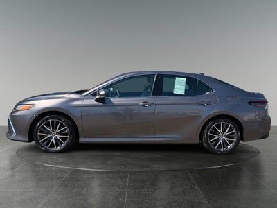 2024 Toyota Camry Hybrid XLE