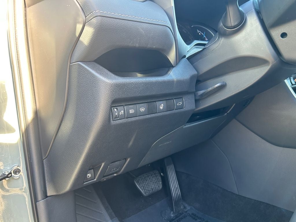 2023 Toyota RAV4 Hybrid XLE Premium