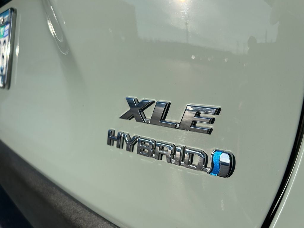 2023 Toyota RAV4 Hybrid XLE Premium