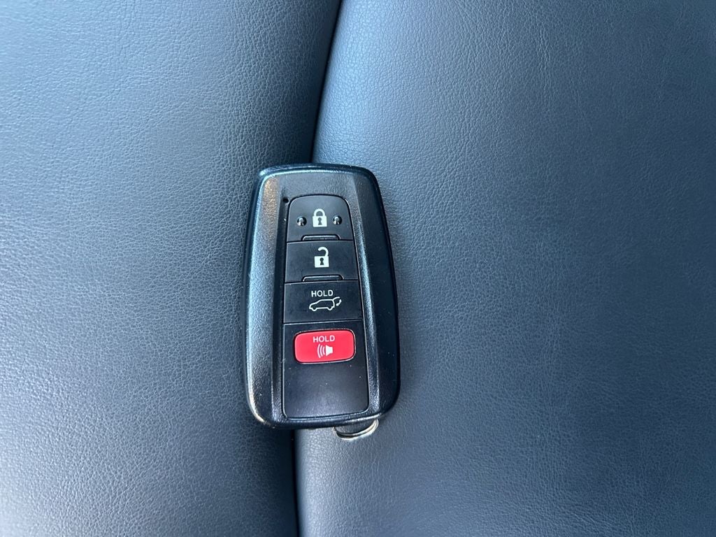 2023 Toyota RAV4 Hybrid XLE Premium