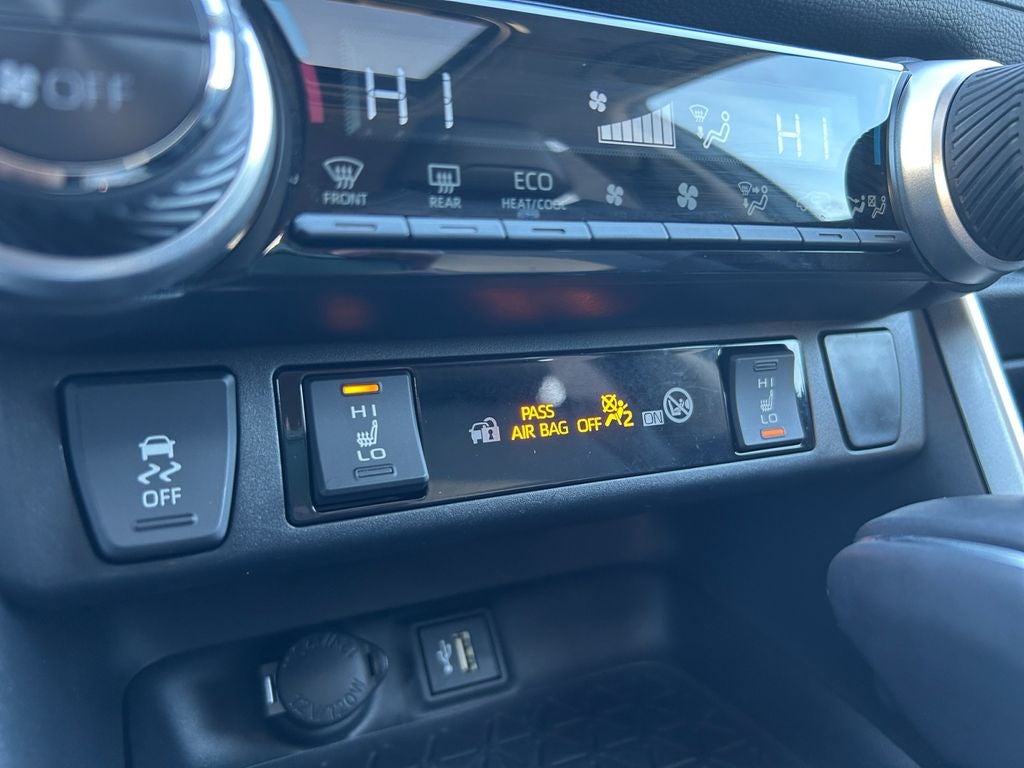 2023 Toyota RAV4 Hybrid XLE Premium