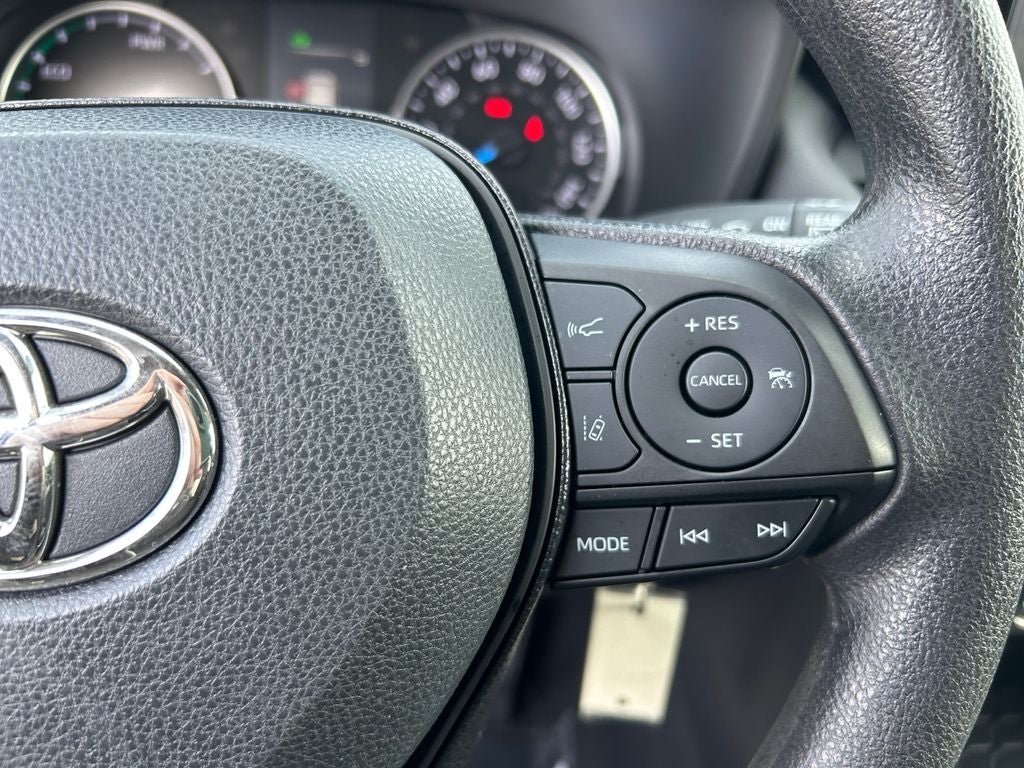 2021 Toyota RAV4 HYBRID LE