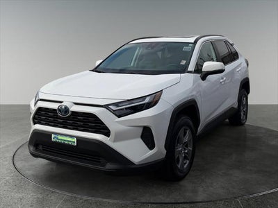 2022 Toyota RAV4 Hybrid XLE
