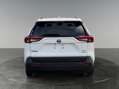 2022 Toyota RAV4 Hybrid XLE