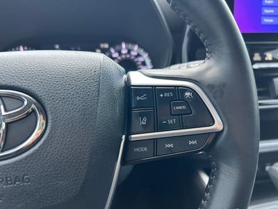 2023 Toyota Highlander Hybrid LE