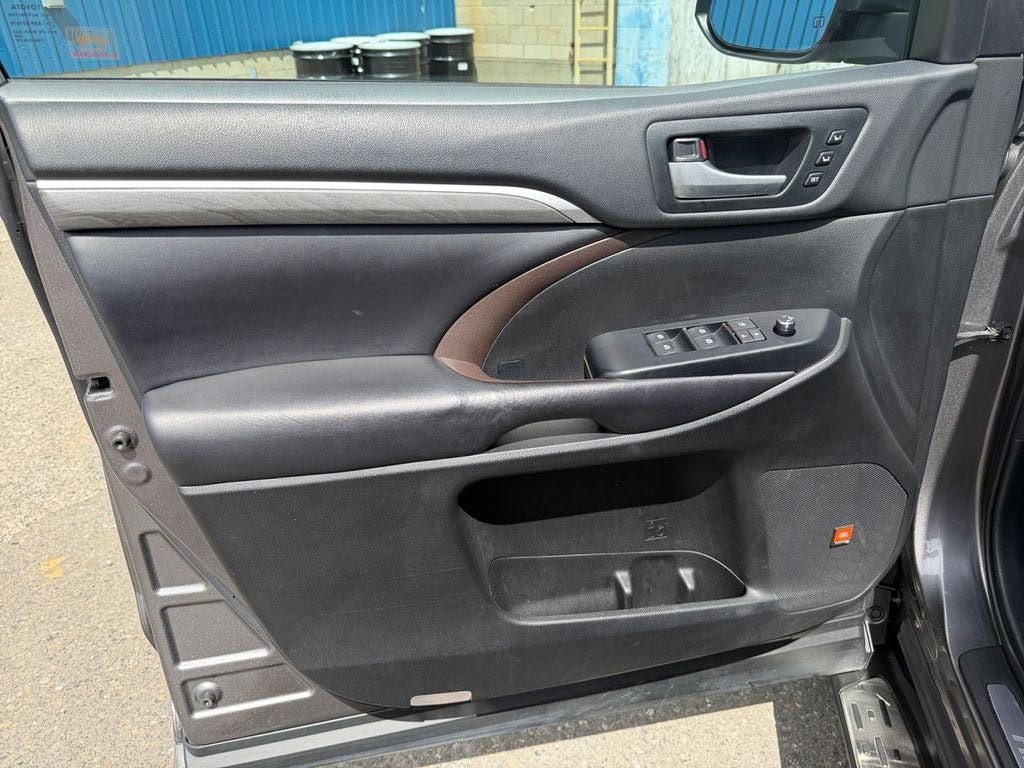 2018 Toyota Highlander Hybrid Limited Platinum