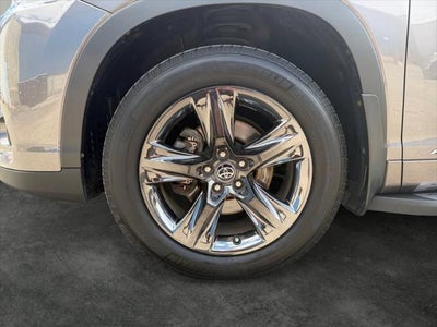 2018 Toyota Highlander Hybrid Limited Platinum