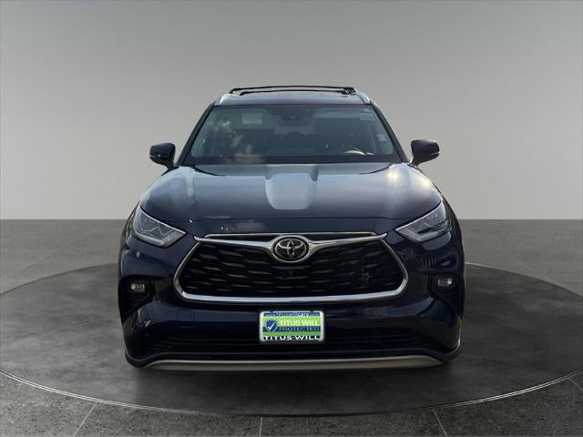 2022 Toyota Highlander Platinum
