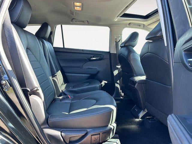 2022 Toyota HIGHLANDER HYBRD XLE