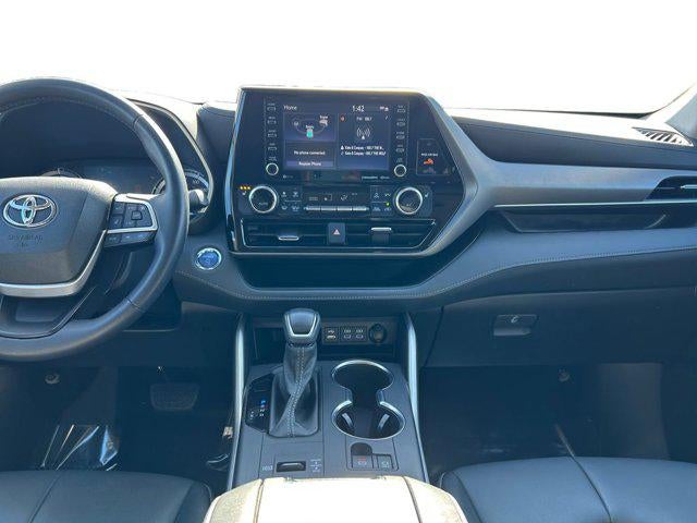 2022 Toyota HIGHLANDER HYBRD XLE