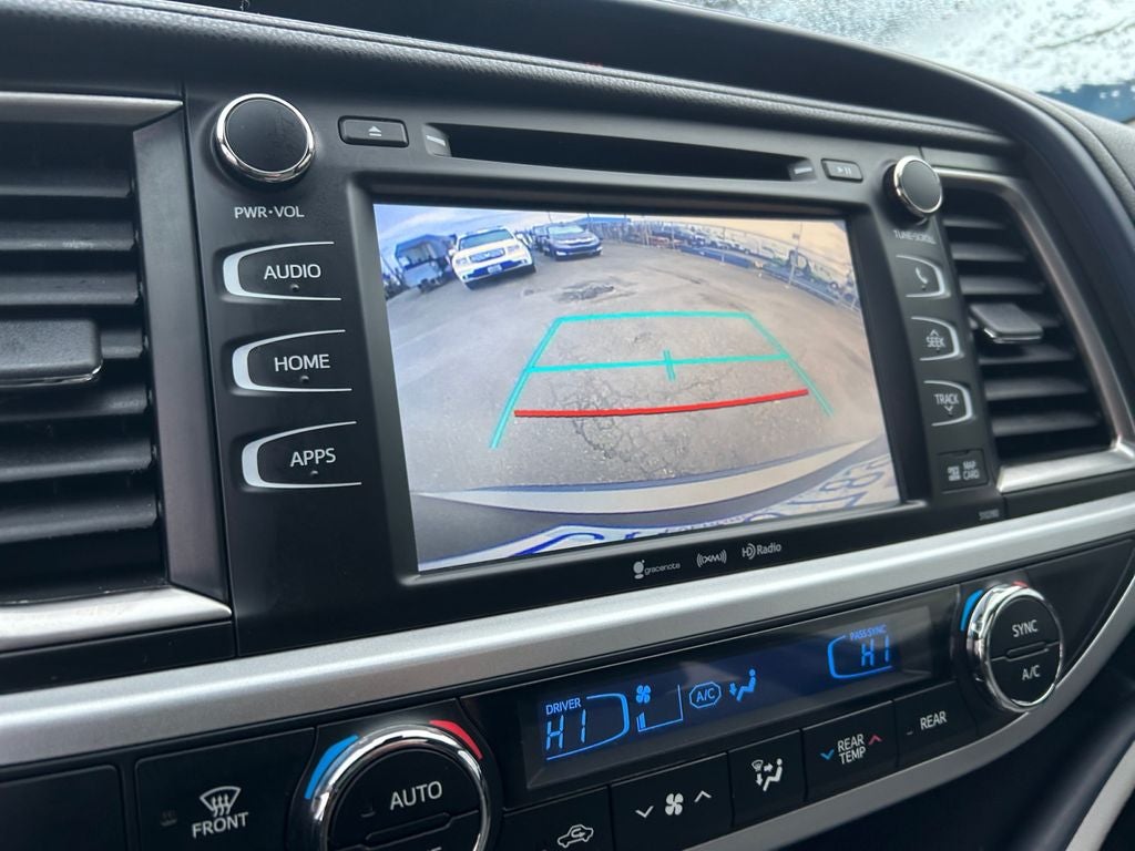 2019 Toyota HIGHLANDER XLE