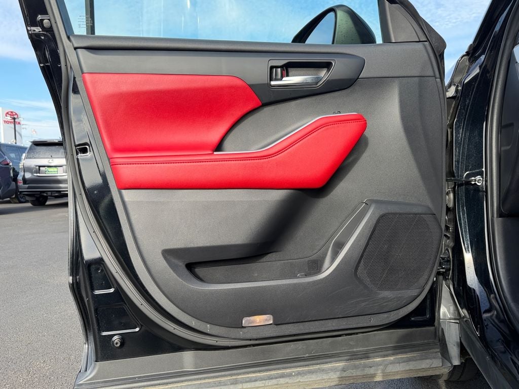 2023 Toyota Highlander XSE