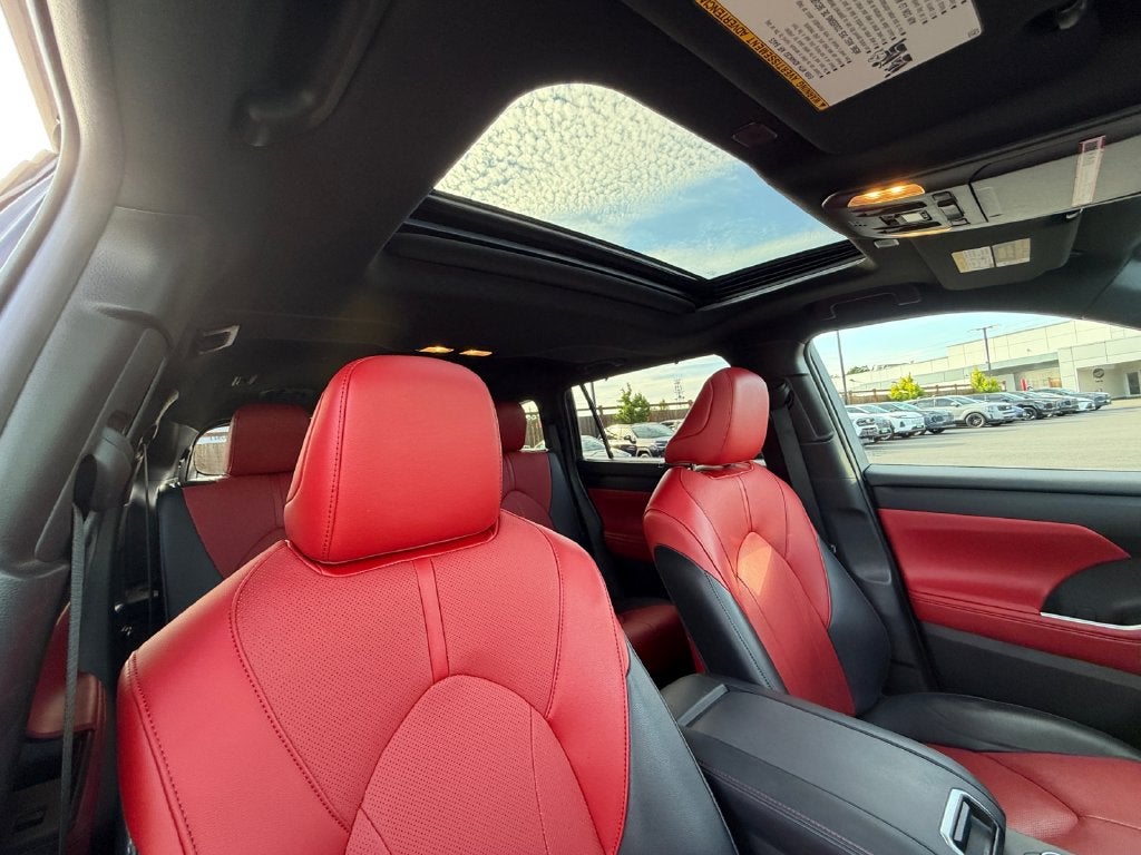 2023 Toyota Highlander XSE