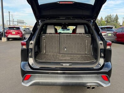 2023 Toyota Highlander XSE