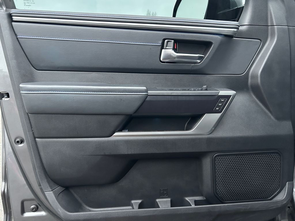 2023 Toyota Tundra Hybrid Platinum